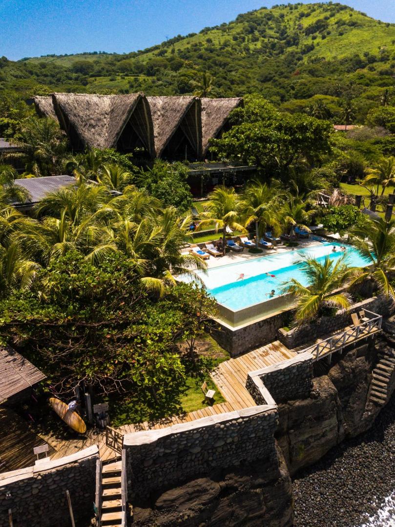 Puro Surf Hotel And Academy