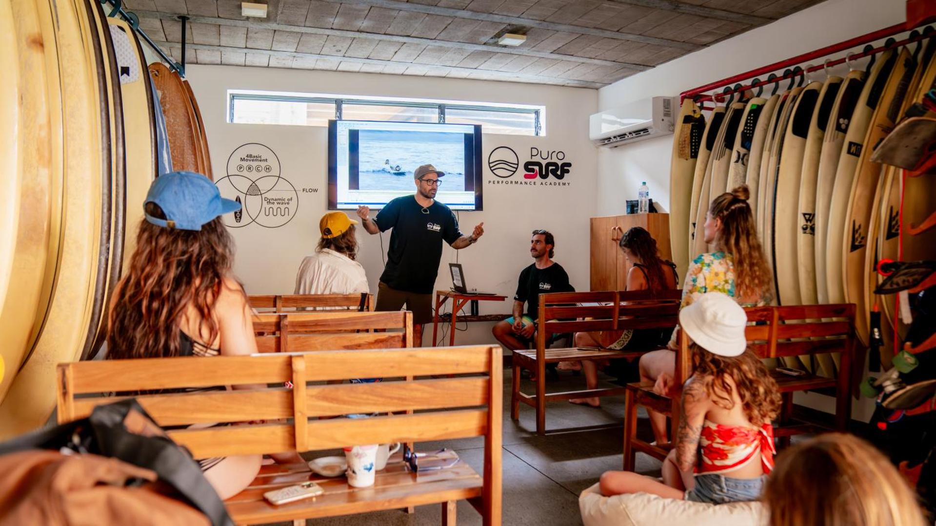 Puro Surf Hotel And Academy