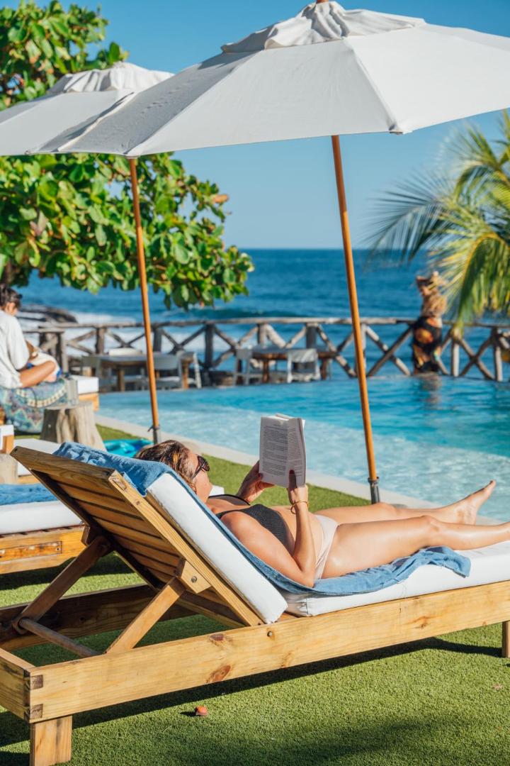 Puro Surf Hotel And Academy