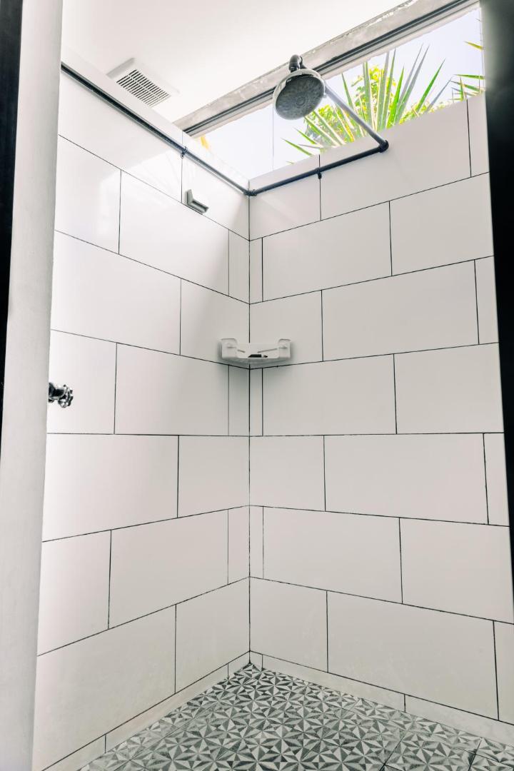 Puro Surf Hotel And Academy