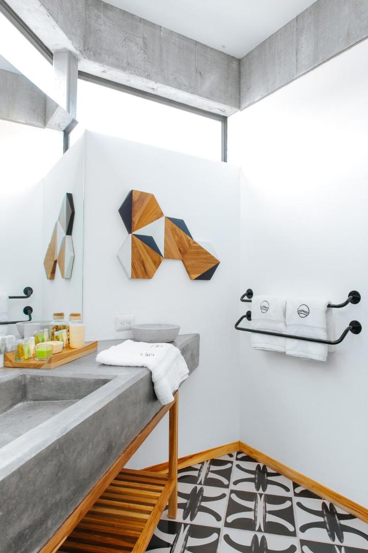 Puro Surf Hotel And Academy