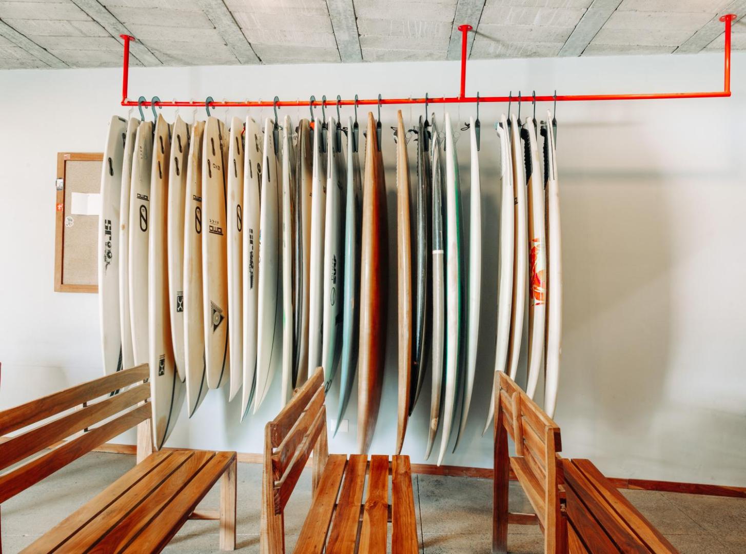 Puro Surf Hotel And Academy