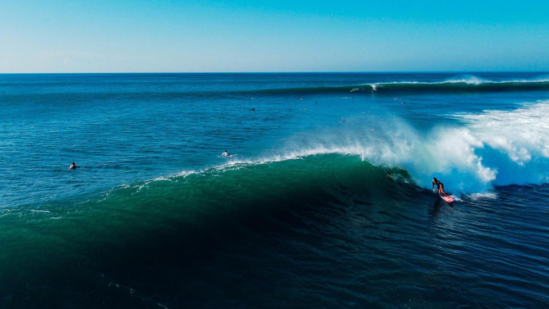 Puro Surf Hotel And Academy