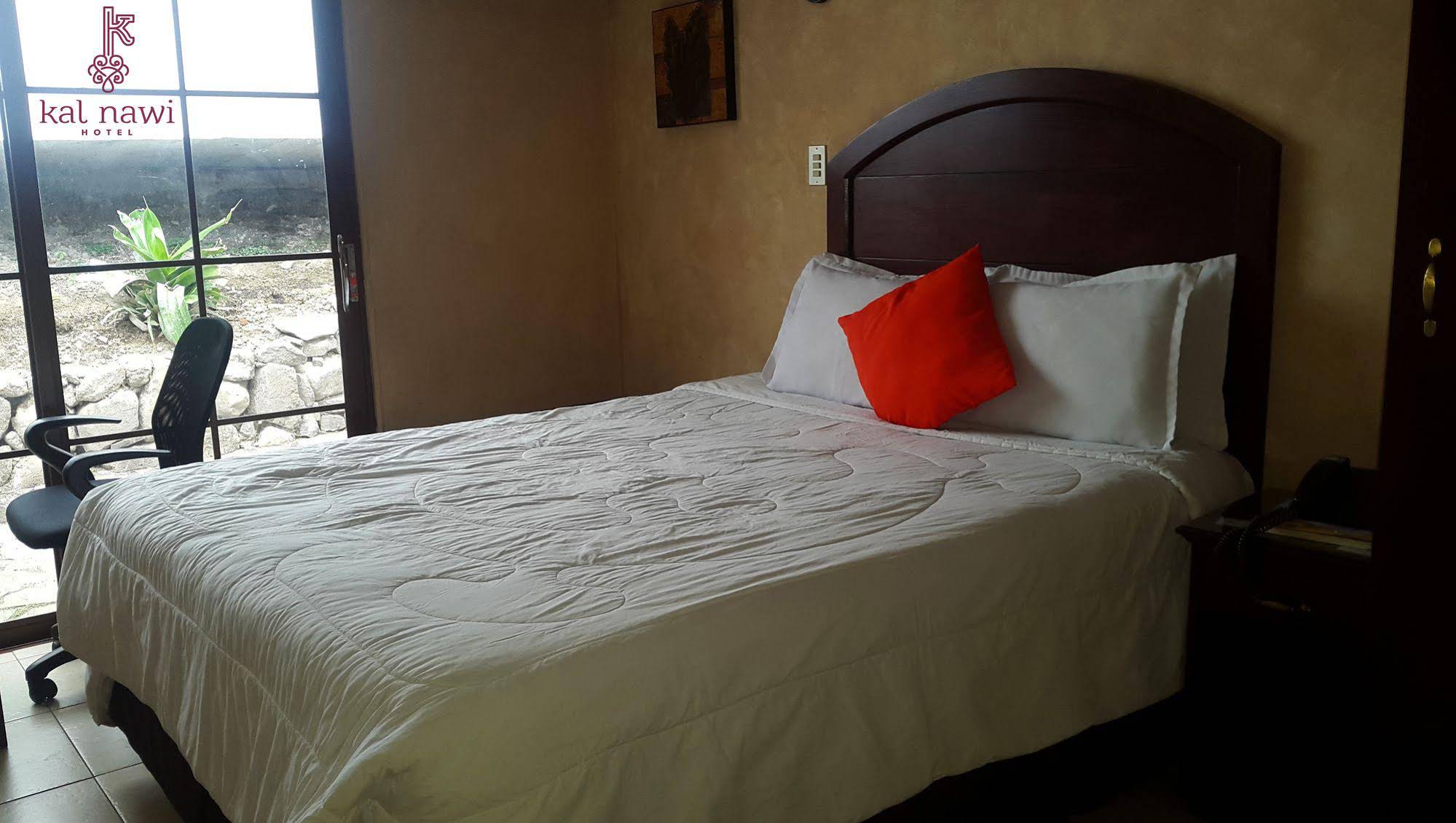 Kal Nawi Hotel