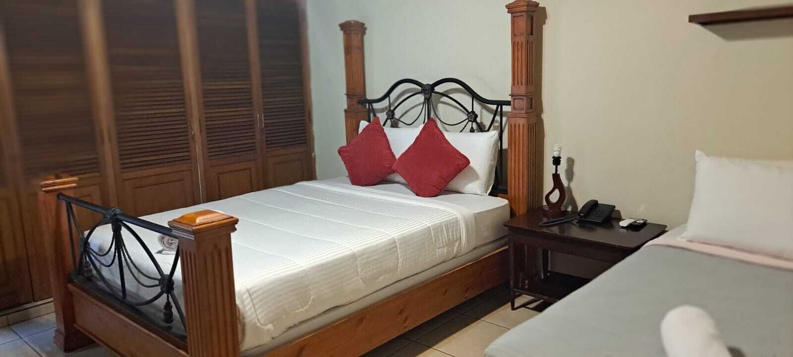 Kartagus Guest House