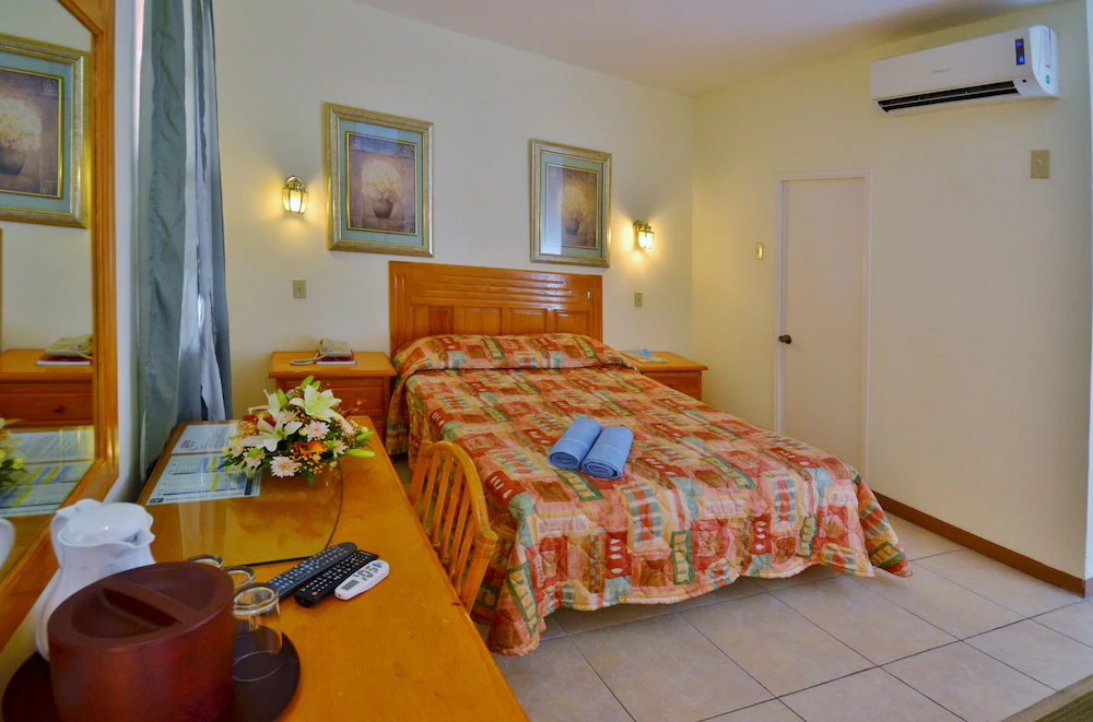 Seaview Beach Hotel St. Maarten