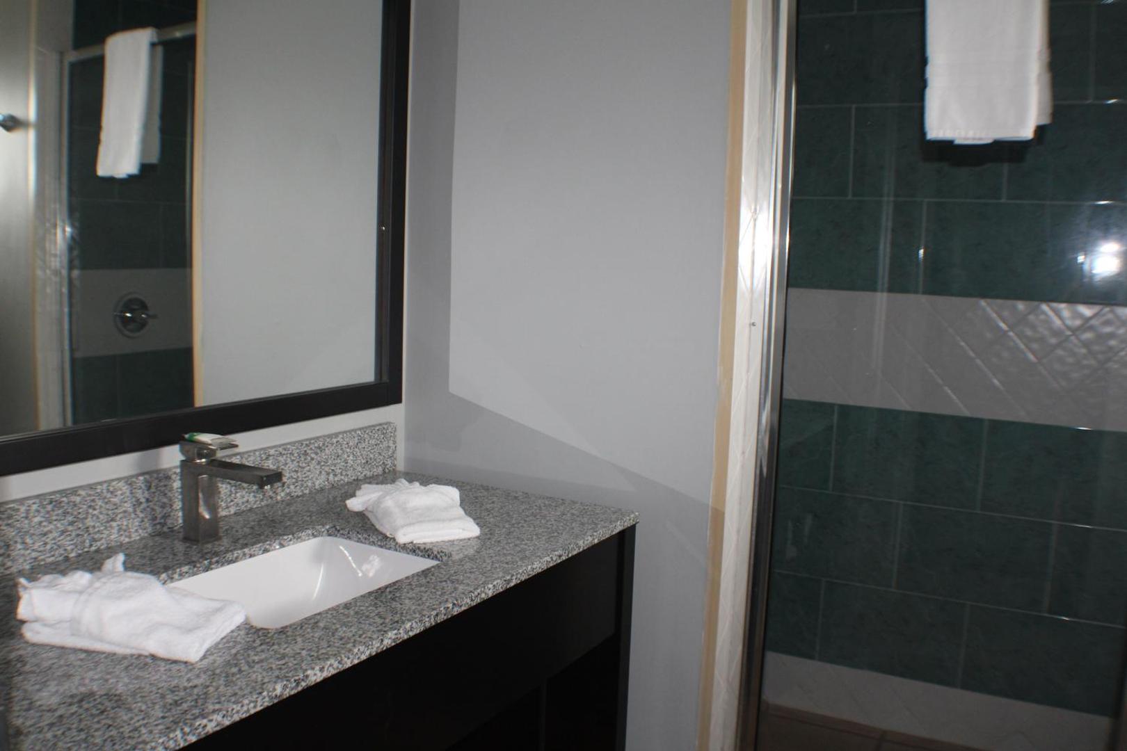Grace Bay Suites