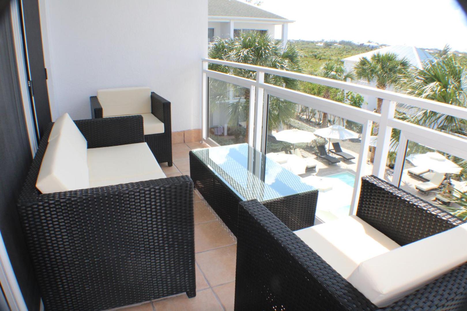 Grace Bay Suites