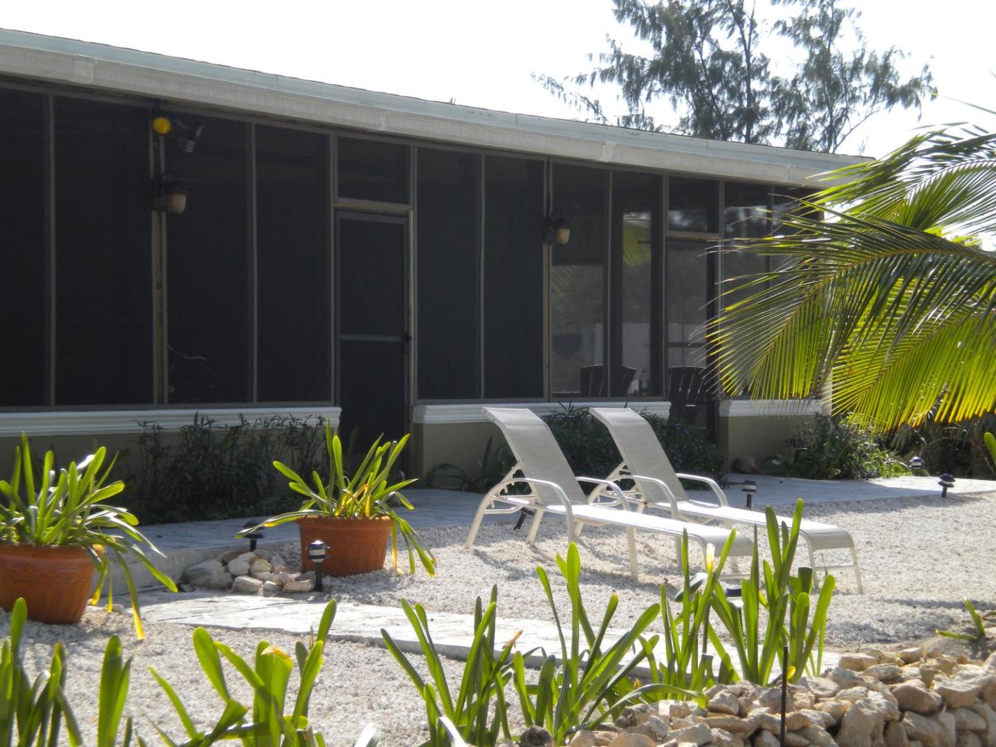 Hollywood Beach Suites