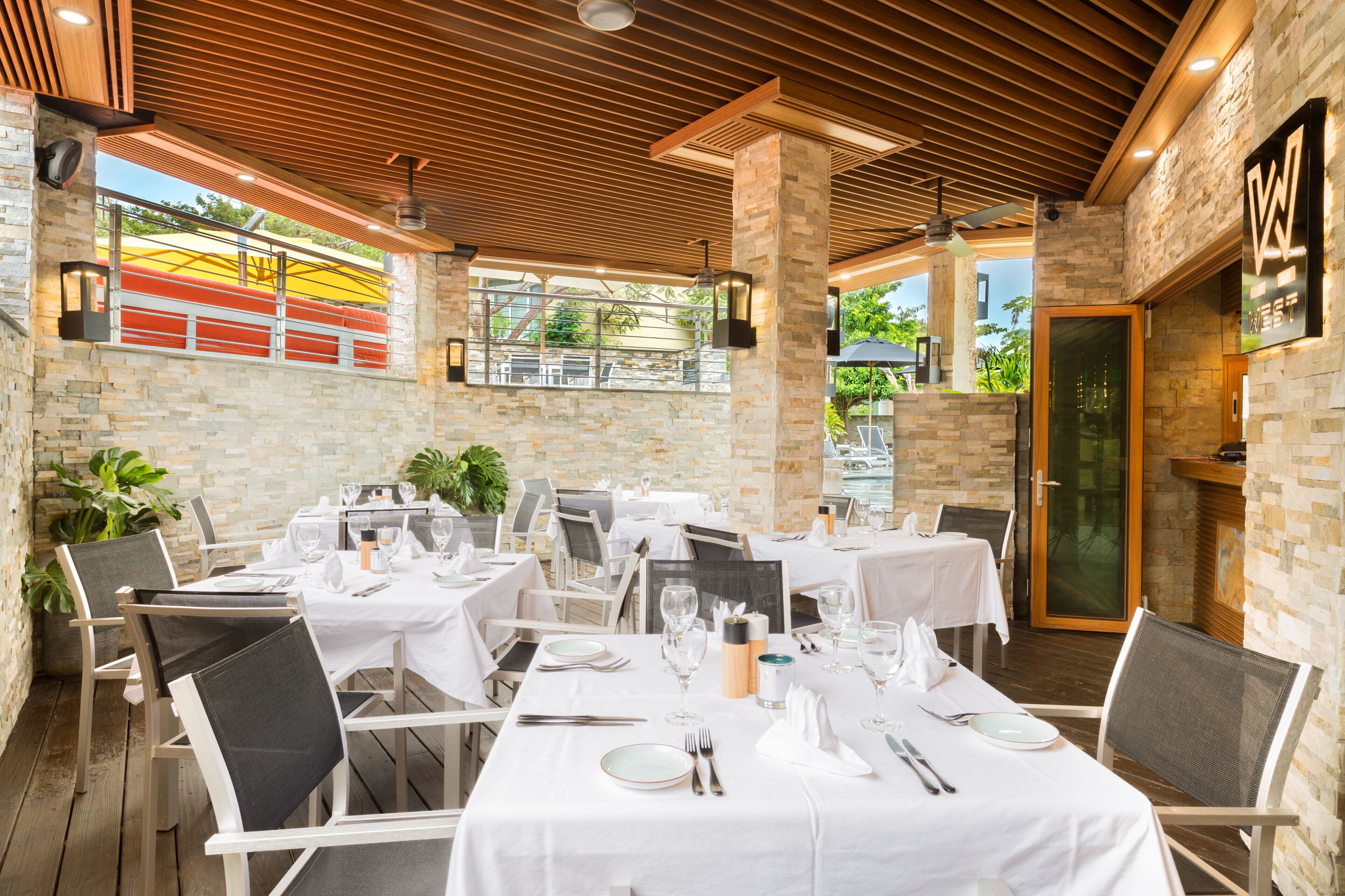 Kokomo Botanical Resort