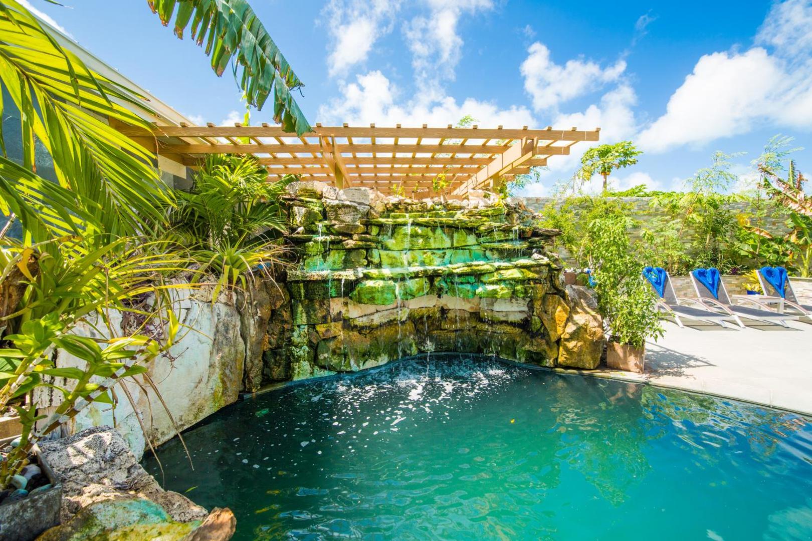 Kokomo Botanical Resort