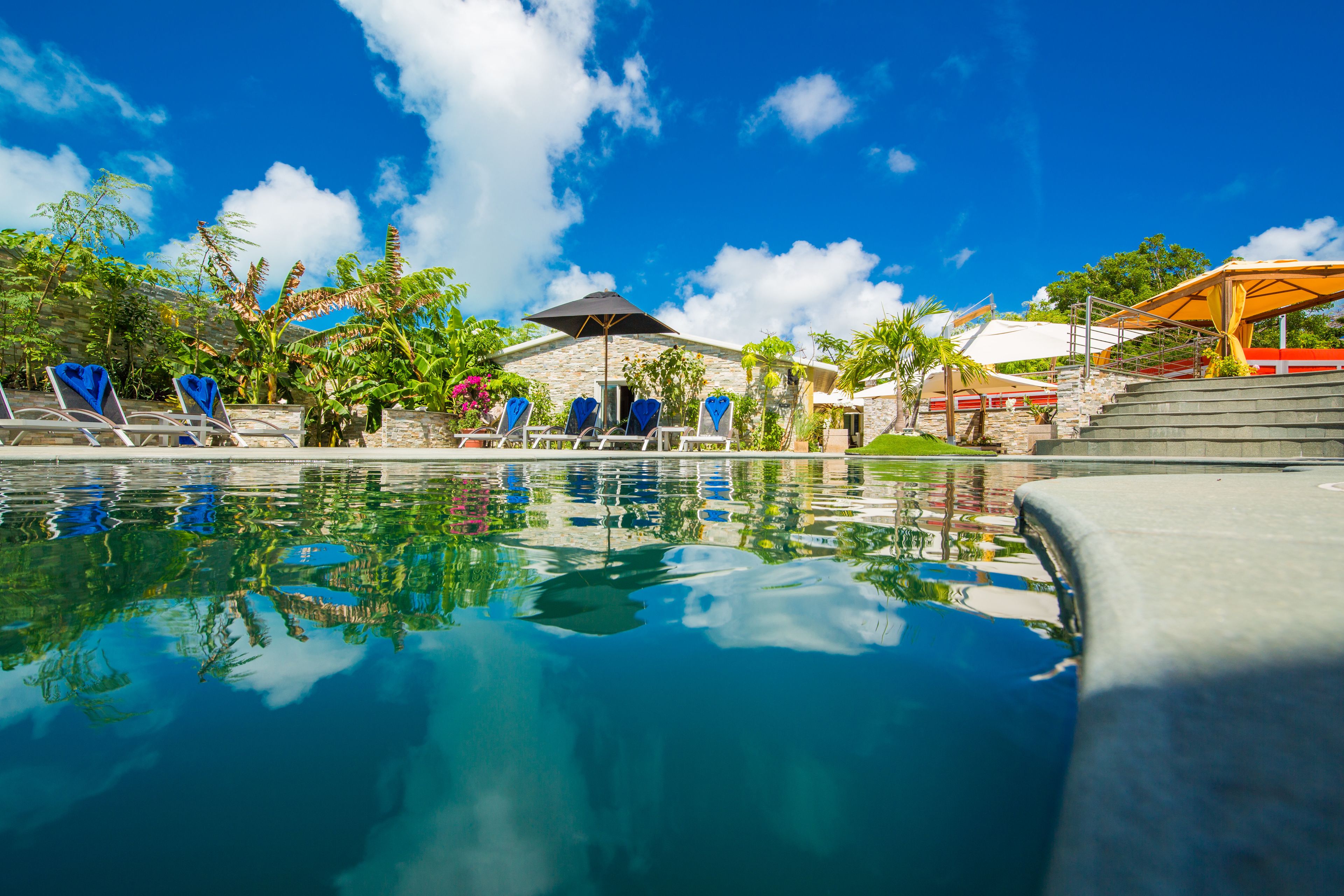 Kokomo Botanical Resort