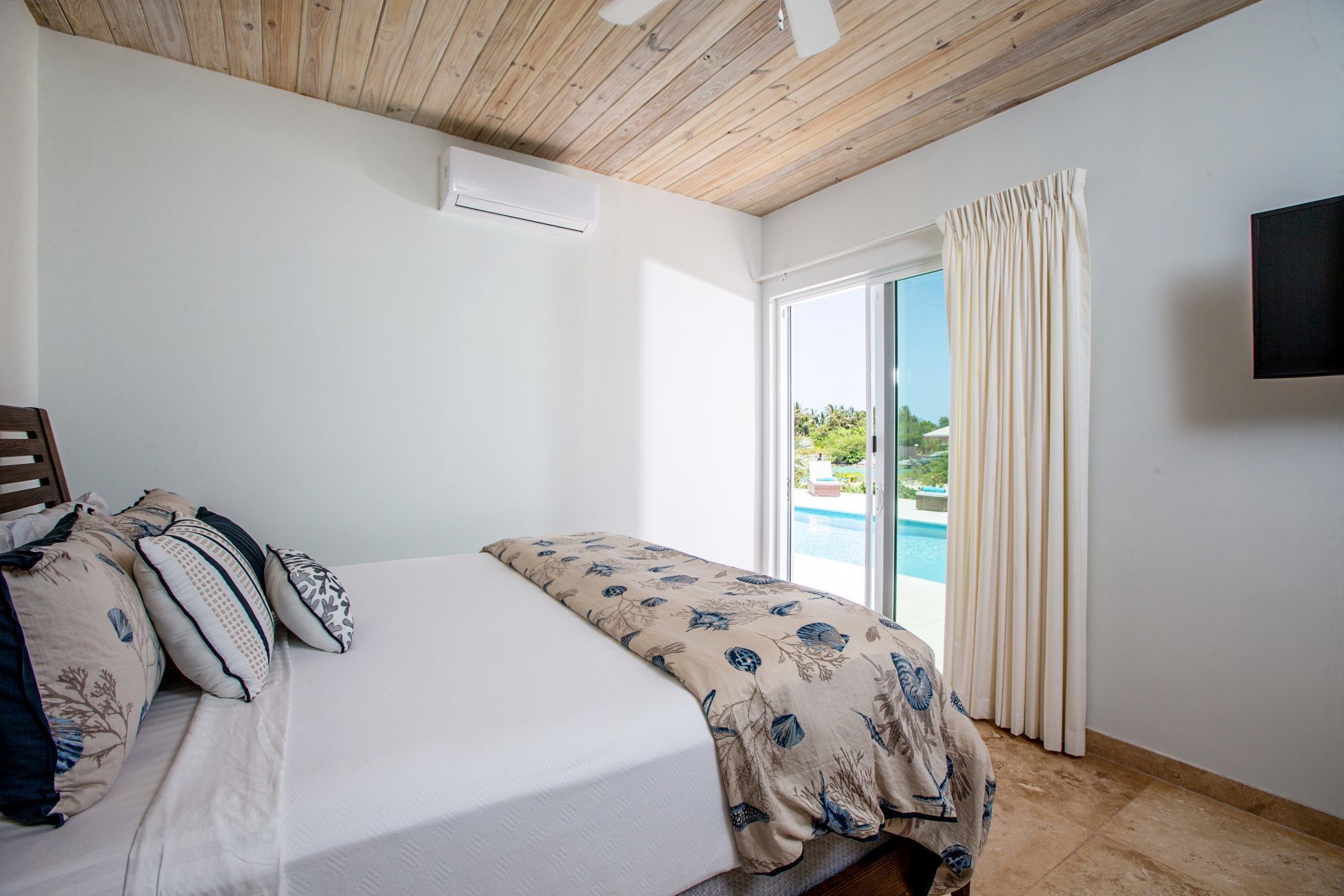 Sea Foam Villa