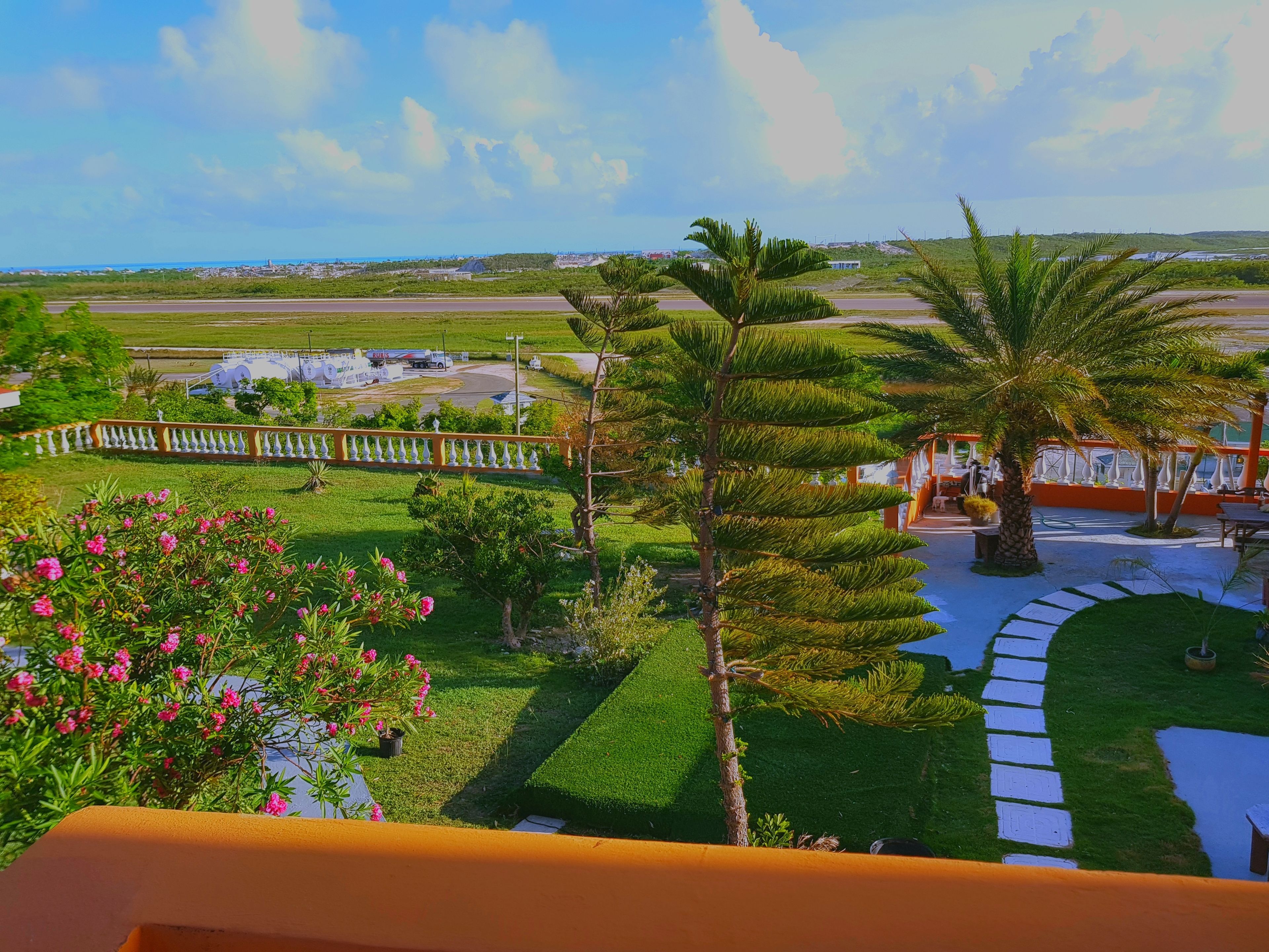 Sunset Ridge Hotel
