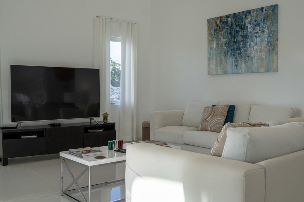 The Sapphire Villa
