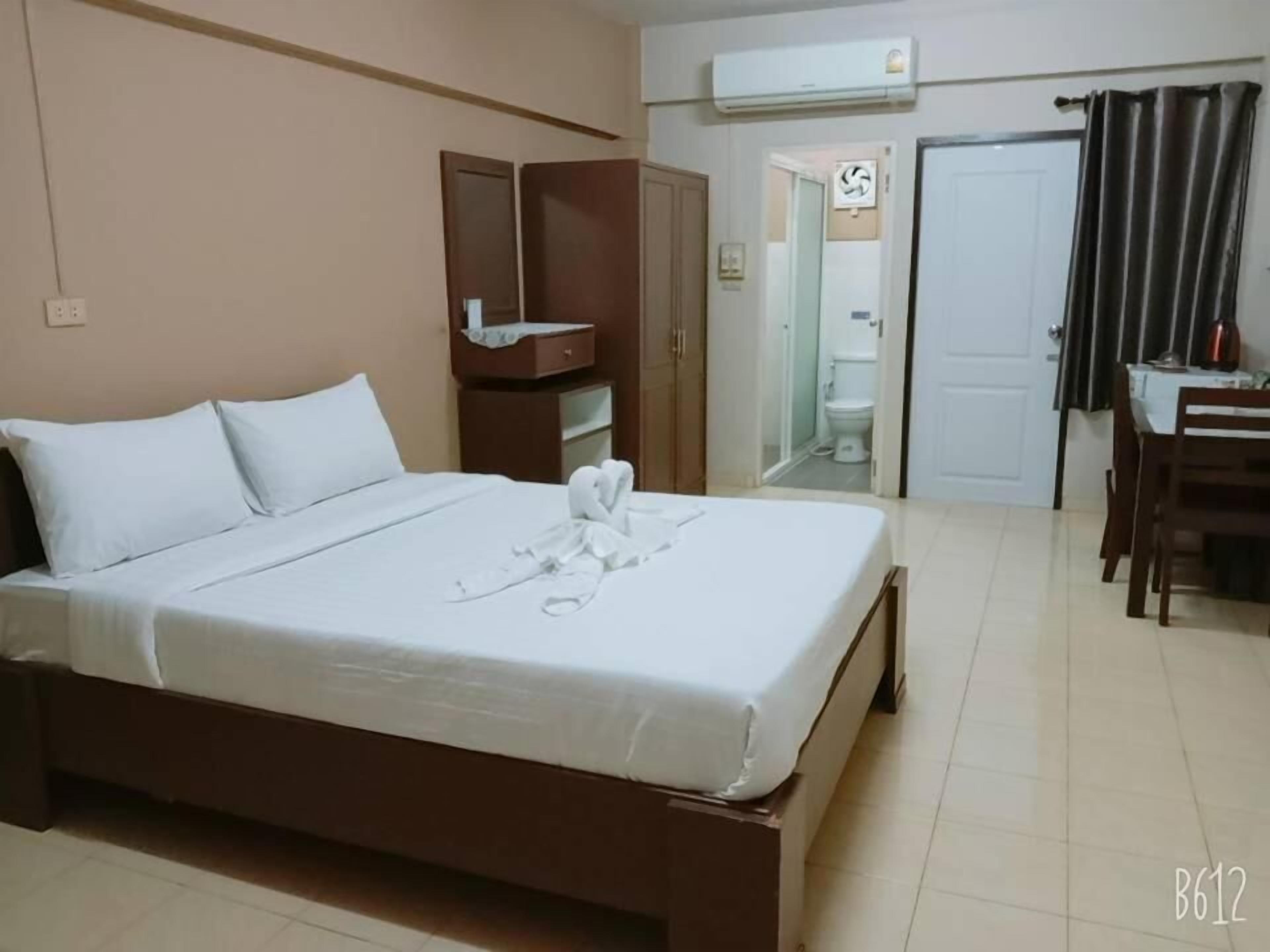 Capital O 75406 Hotel M Rojana