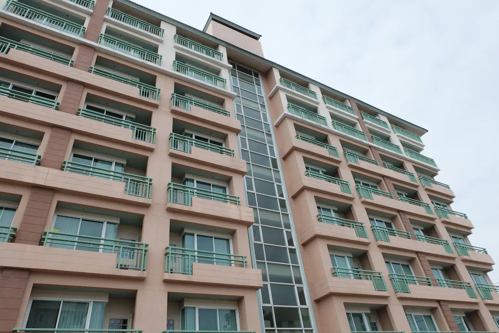 Green Mansion & Service Apartment