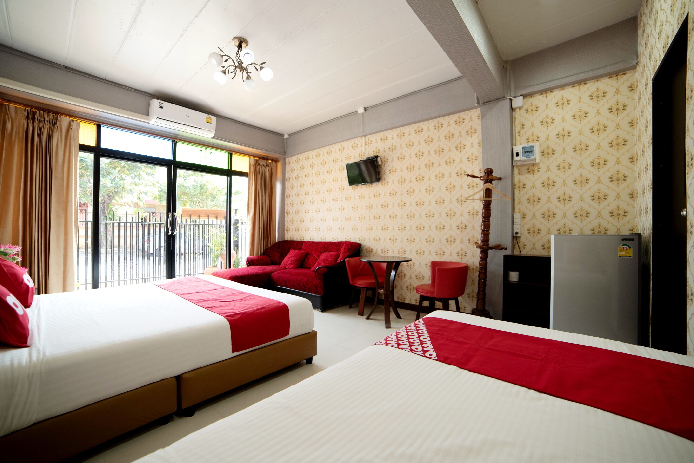 Krung Kao Traveller Lodge