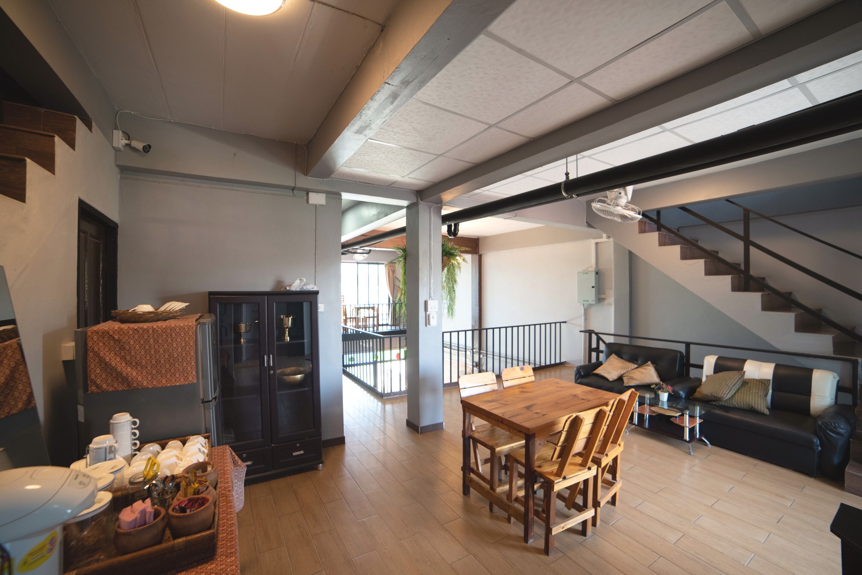 Krung Kao Traveller Lodge