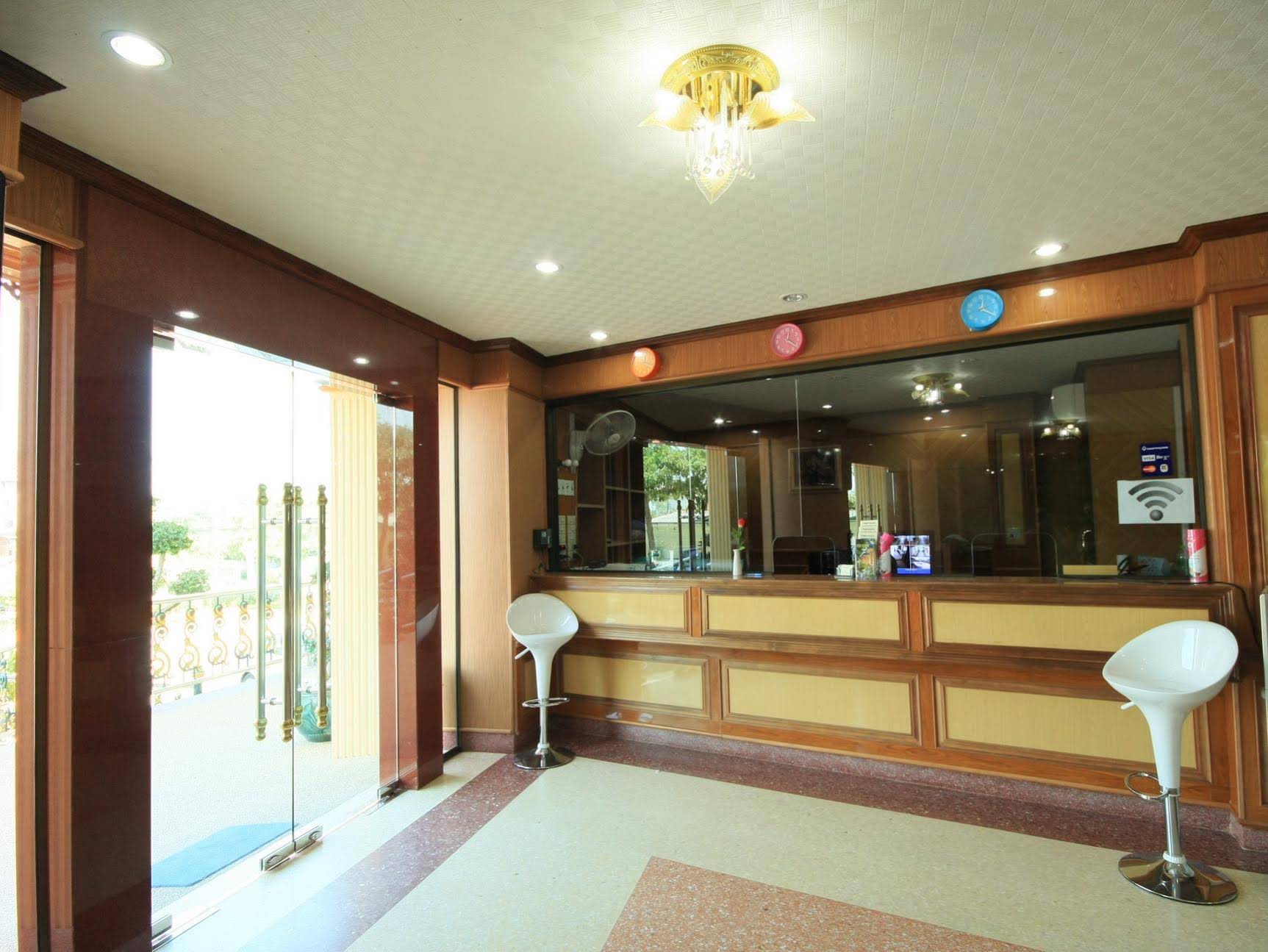 Rose Garden Hotel
