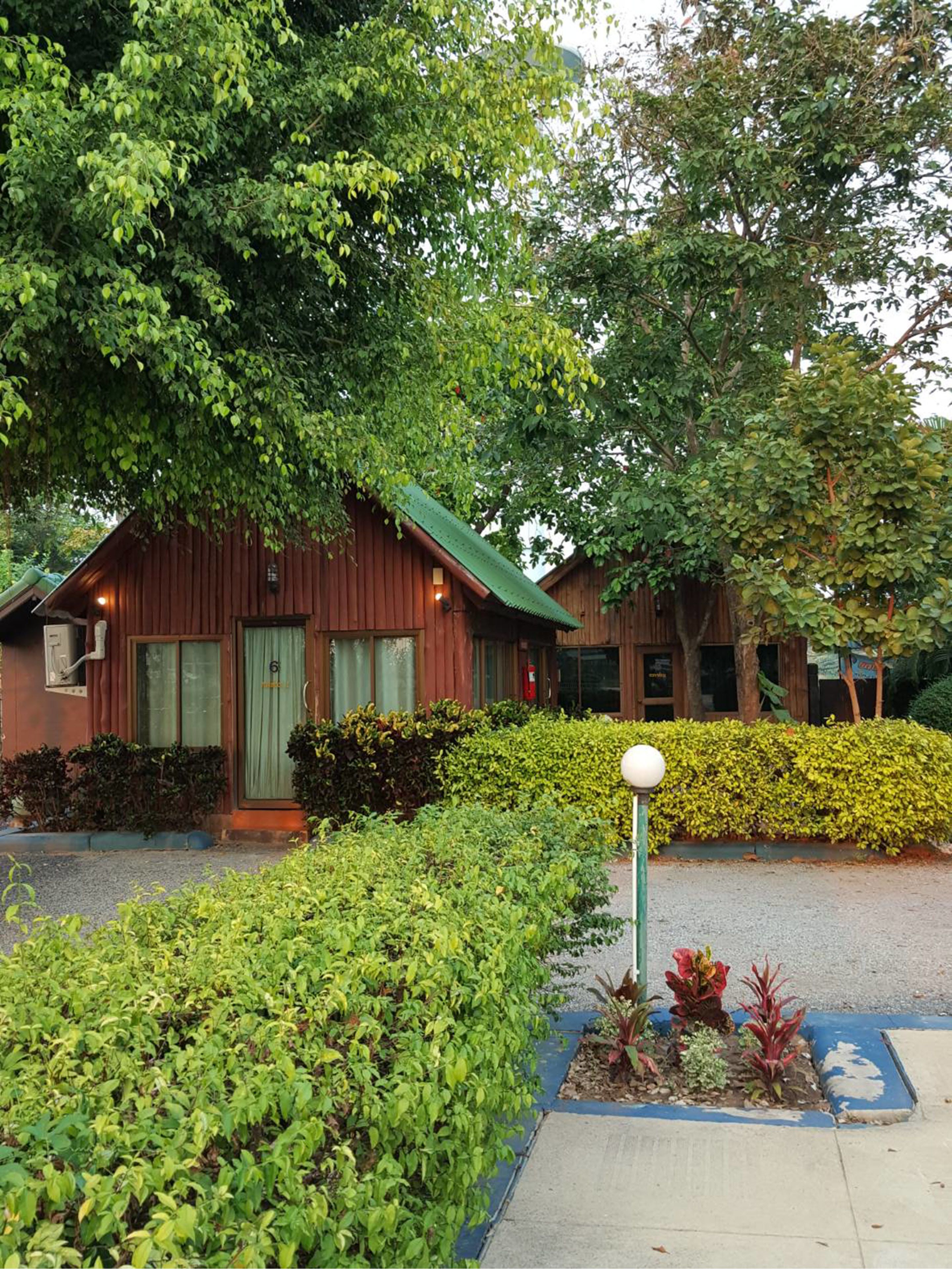 S. Parsukdee Resort