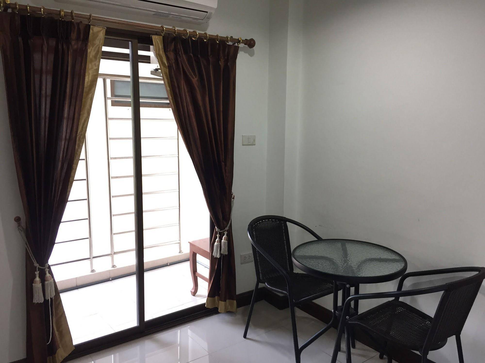 Taevaraj Place