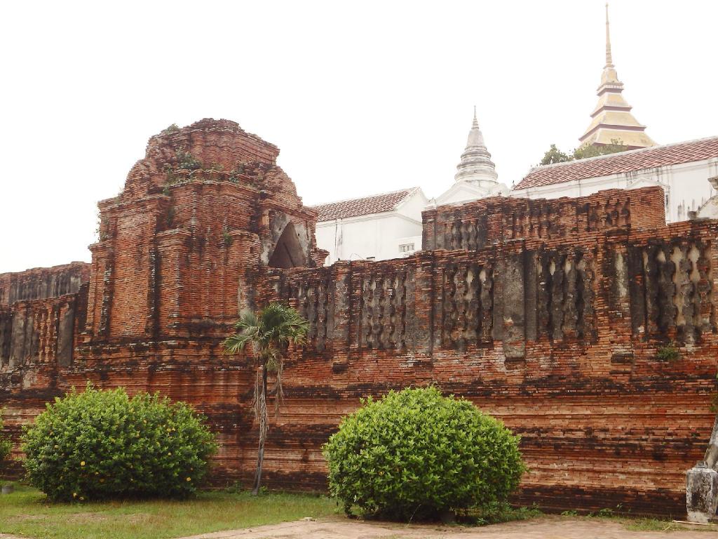 Toh Buk Seng Ayutthaya Hotel