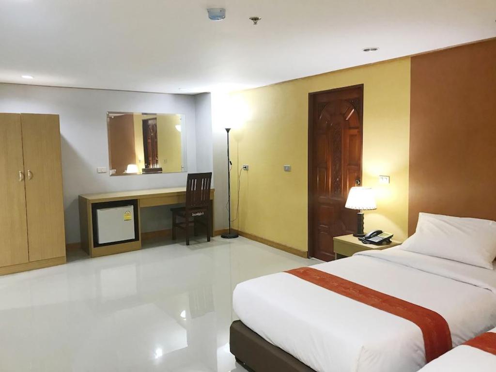 Toh Buk Seng Ayutthaya Hotel