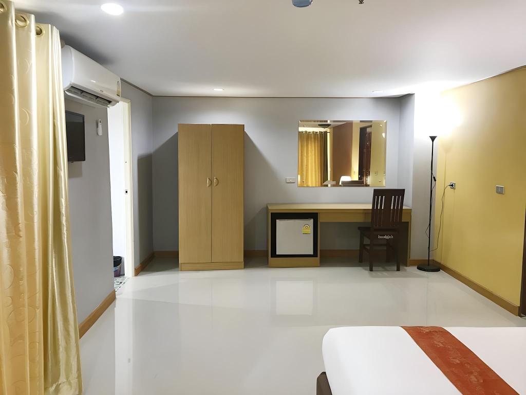 Toh Buk Seng Ayutthaya Hotel