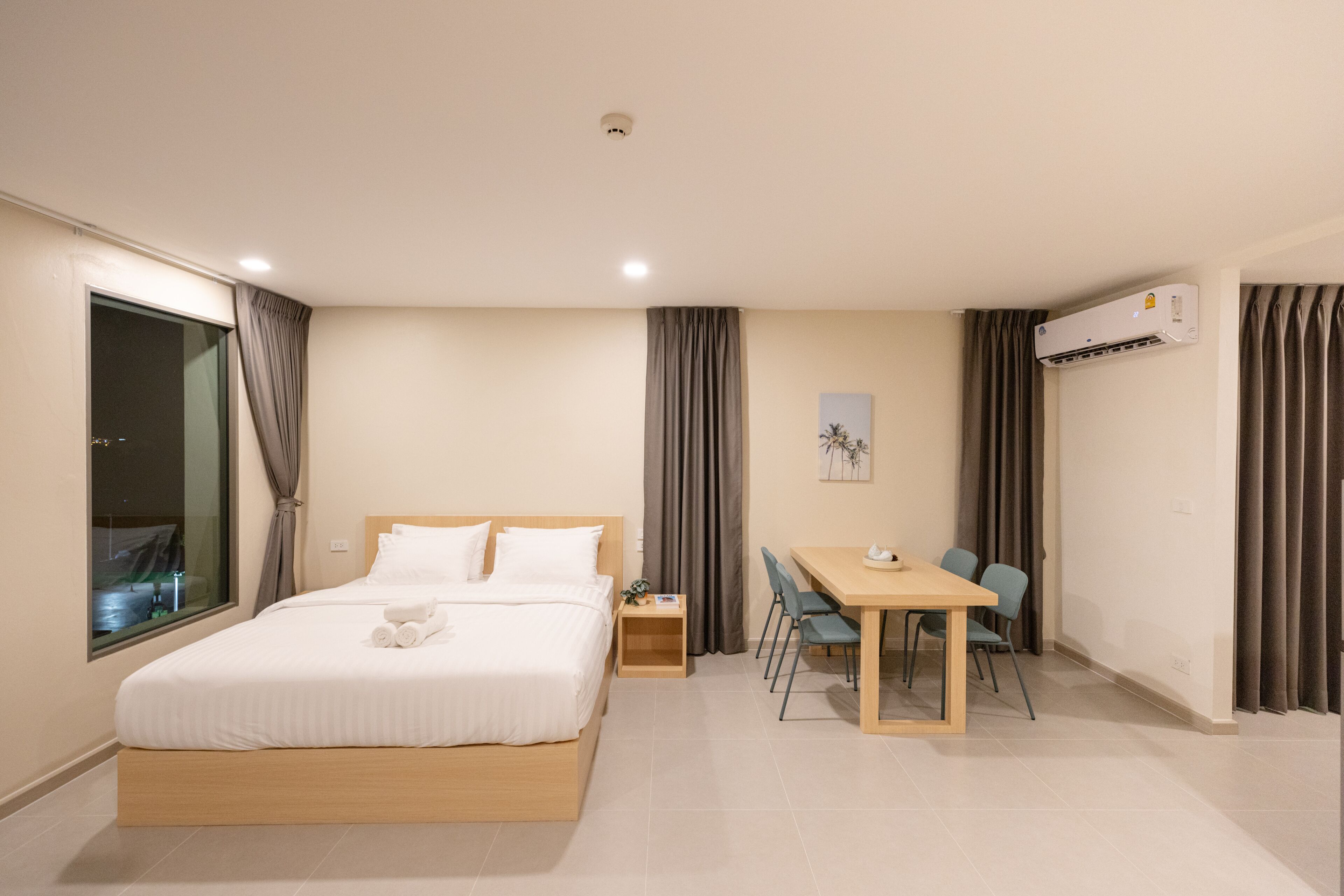 Good Nine Hotel