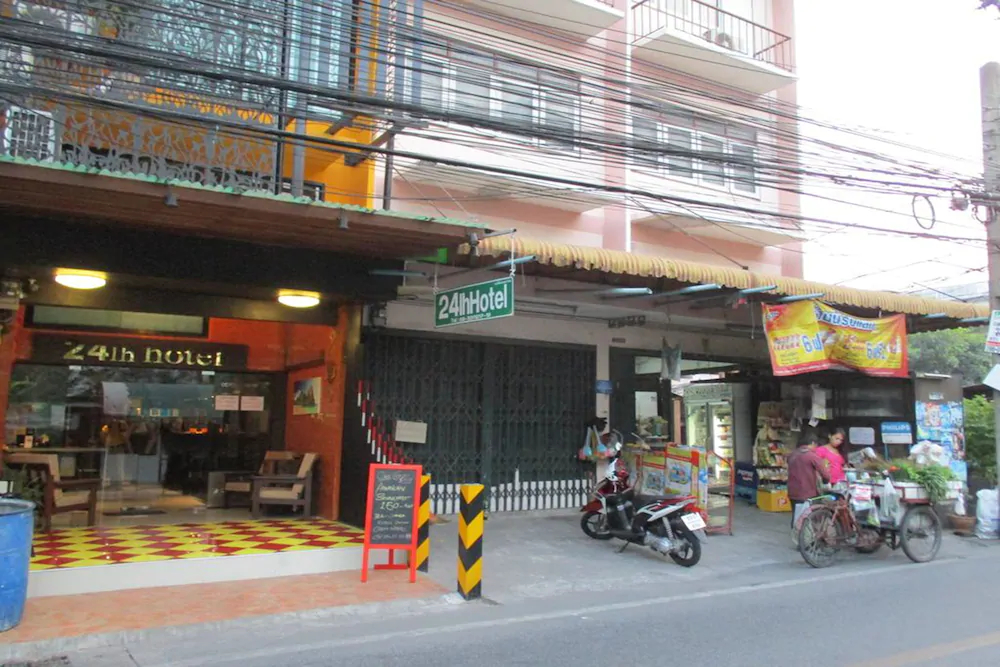 24lh Hotel