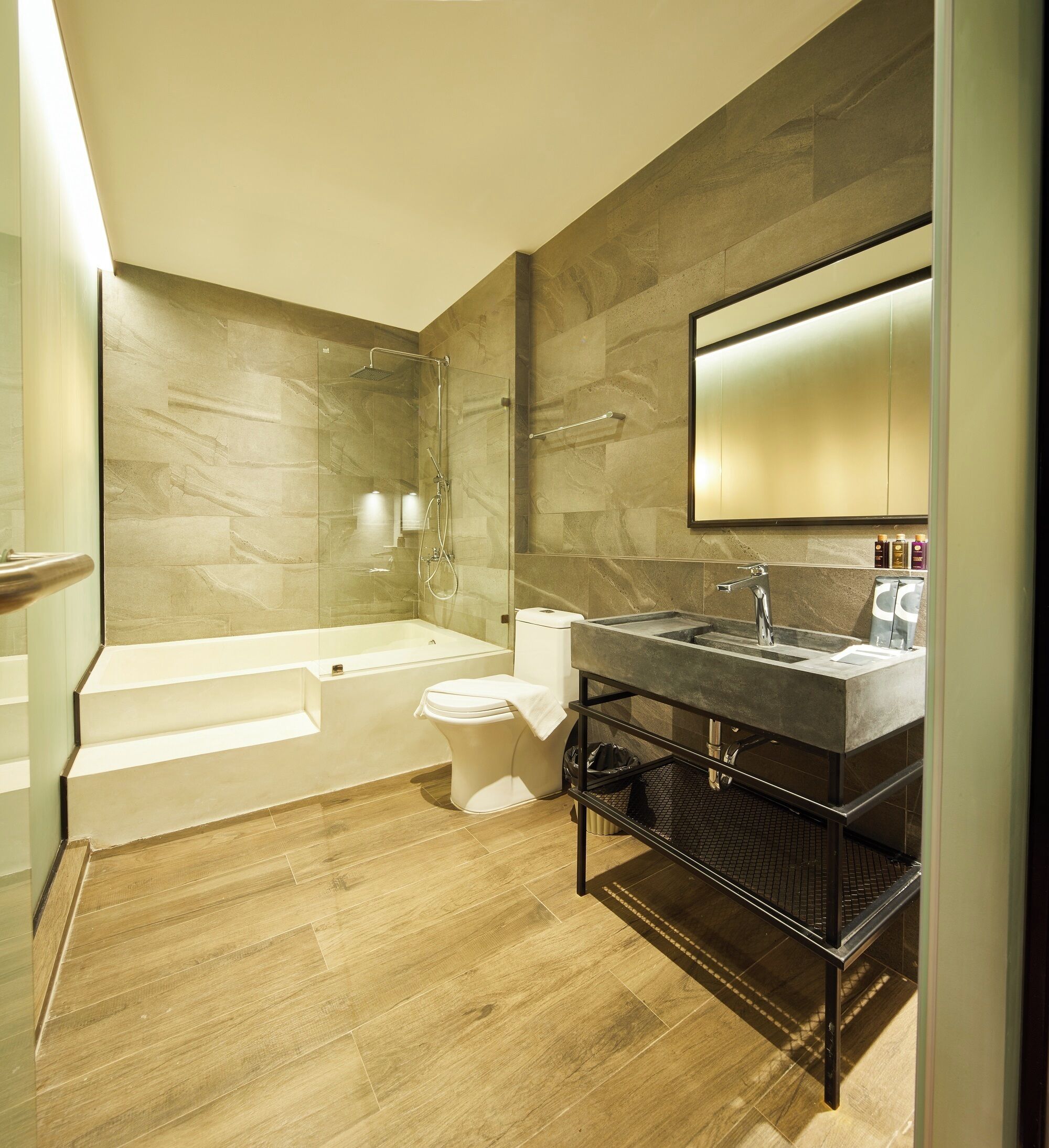 515 Victory Hotel