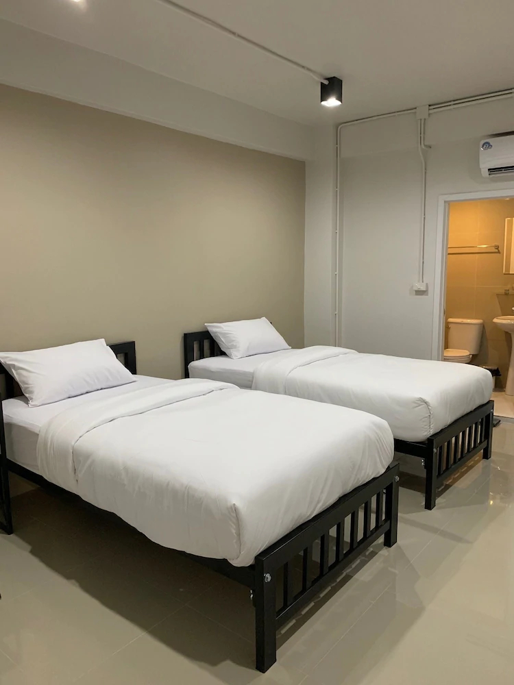 9TY Hotel