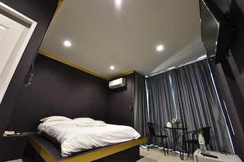 A.M. Place