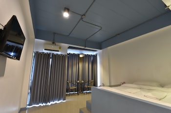 A.M. Place