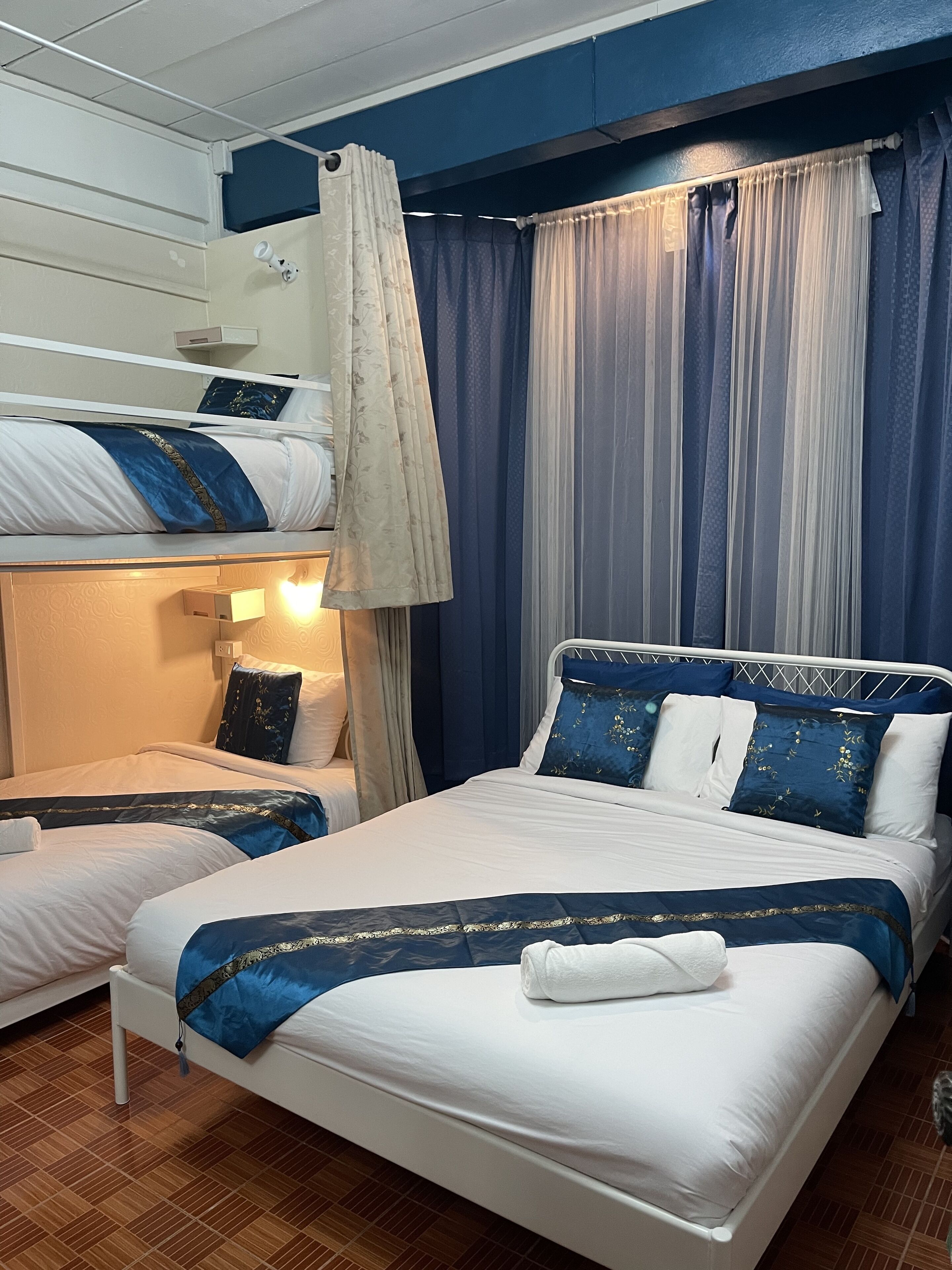 Acozyposhtel