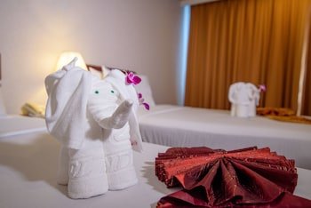 Alexander Hotel Bangkok