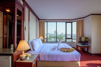 Alexander Hotel Bangkok