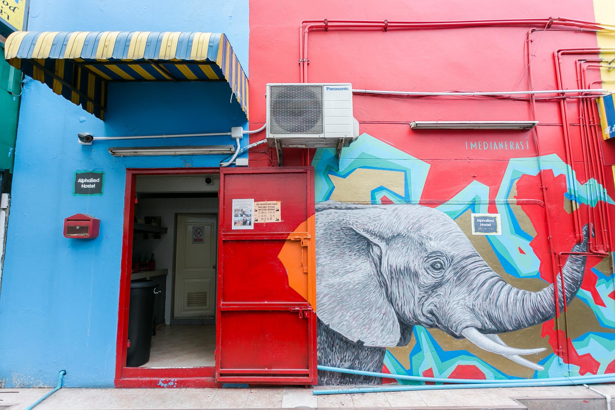 AlphaBed Hostel