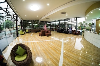 Apple Holiday Inn
