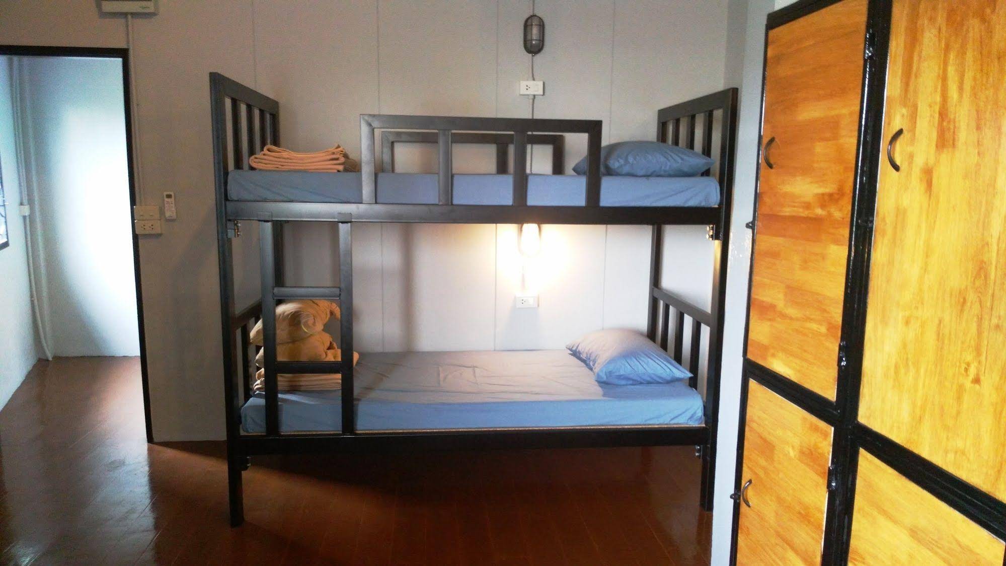 Baan Hostel
