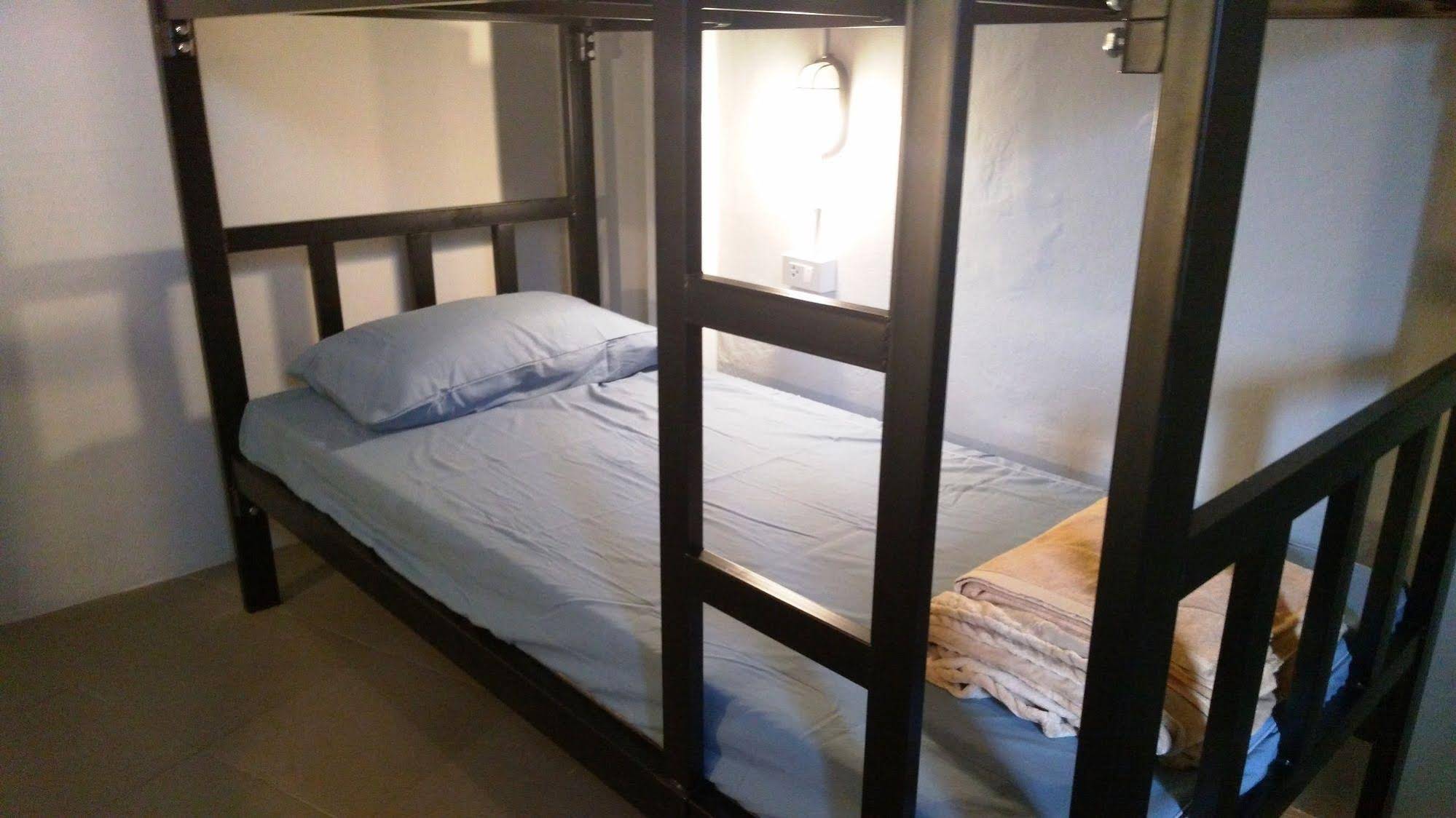 Baan Hostel