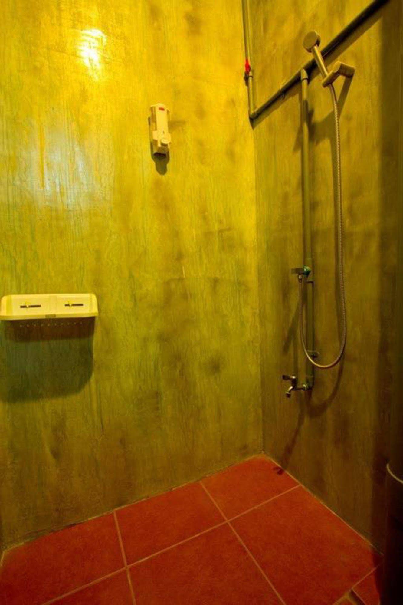 Baan Nampetch Hostel