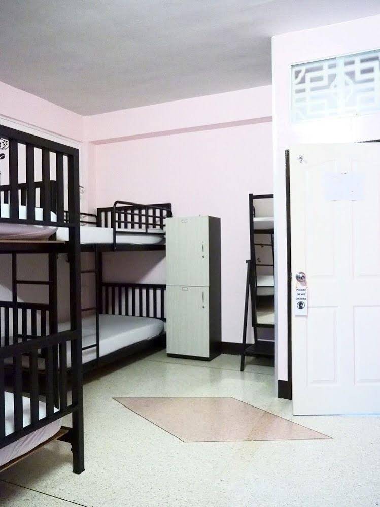Baan Nampetch Hostel