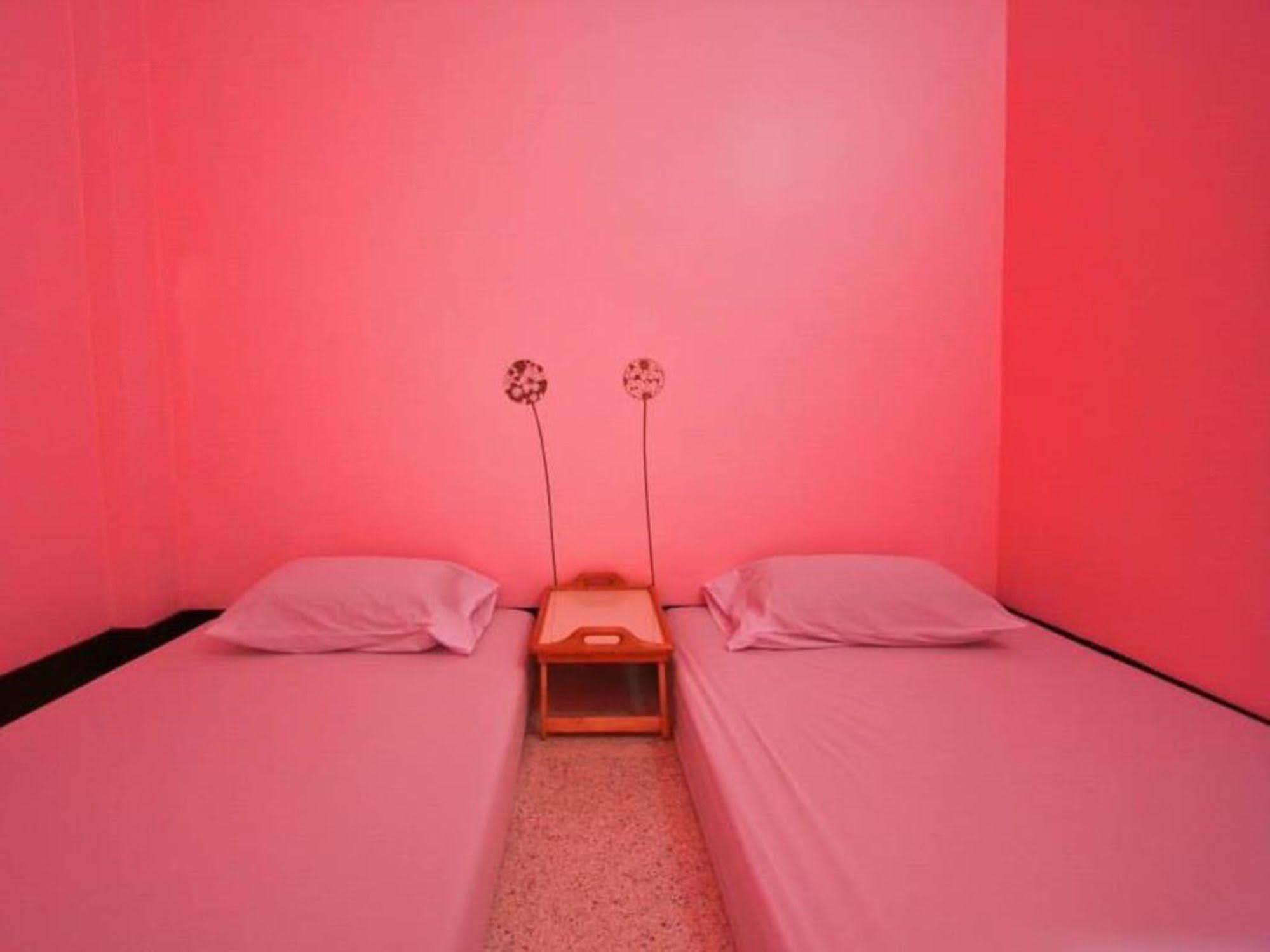 Baan Nampetch Hostel