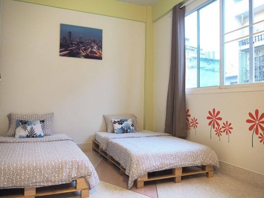 Baan Nampetch Hostel