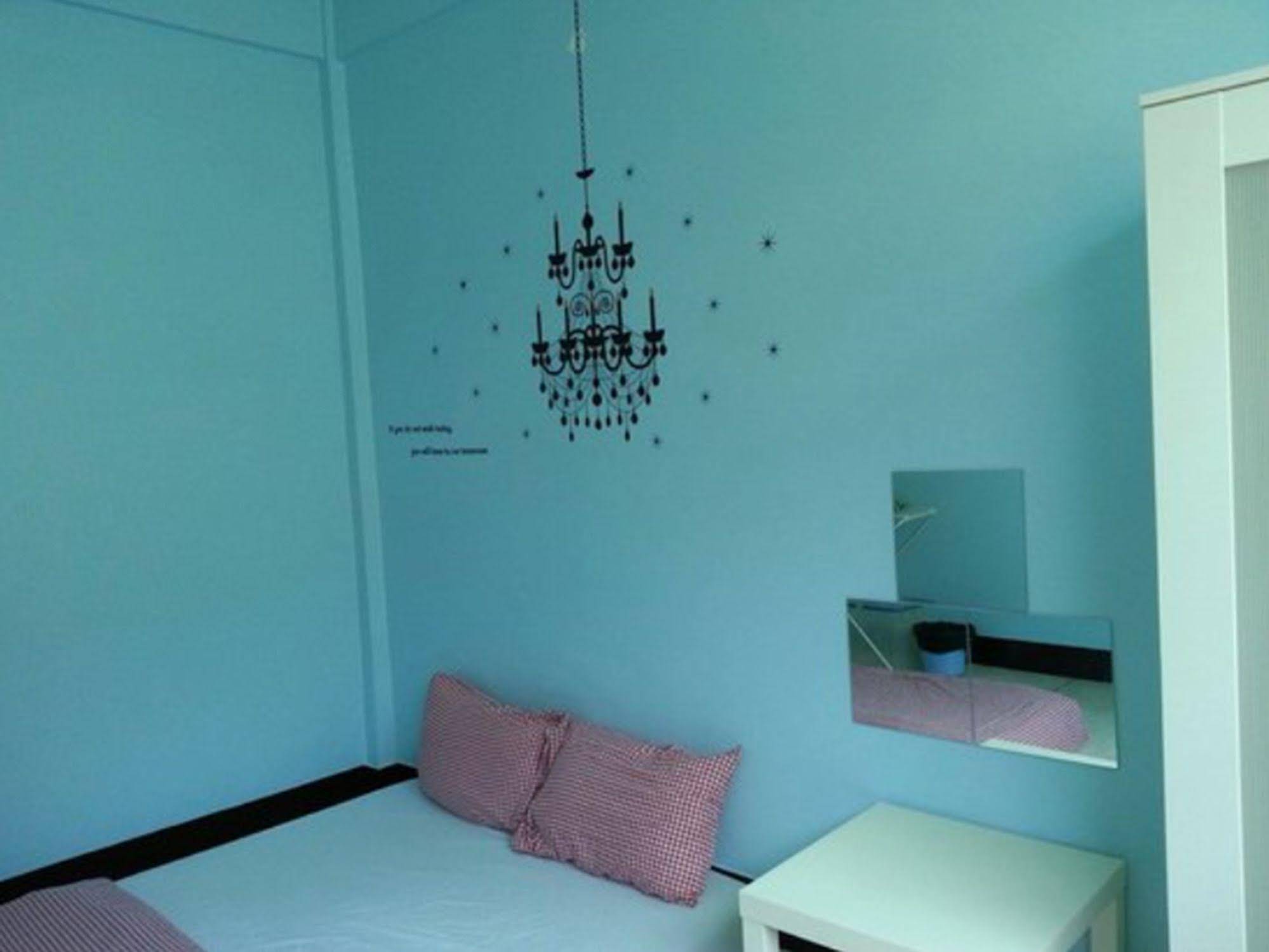 Baan Nampetch Hostel