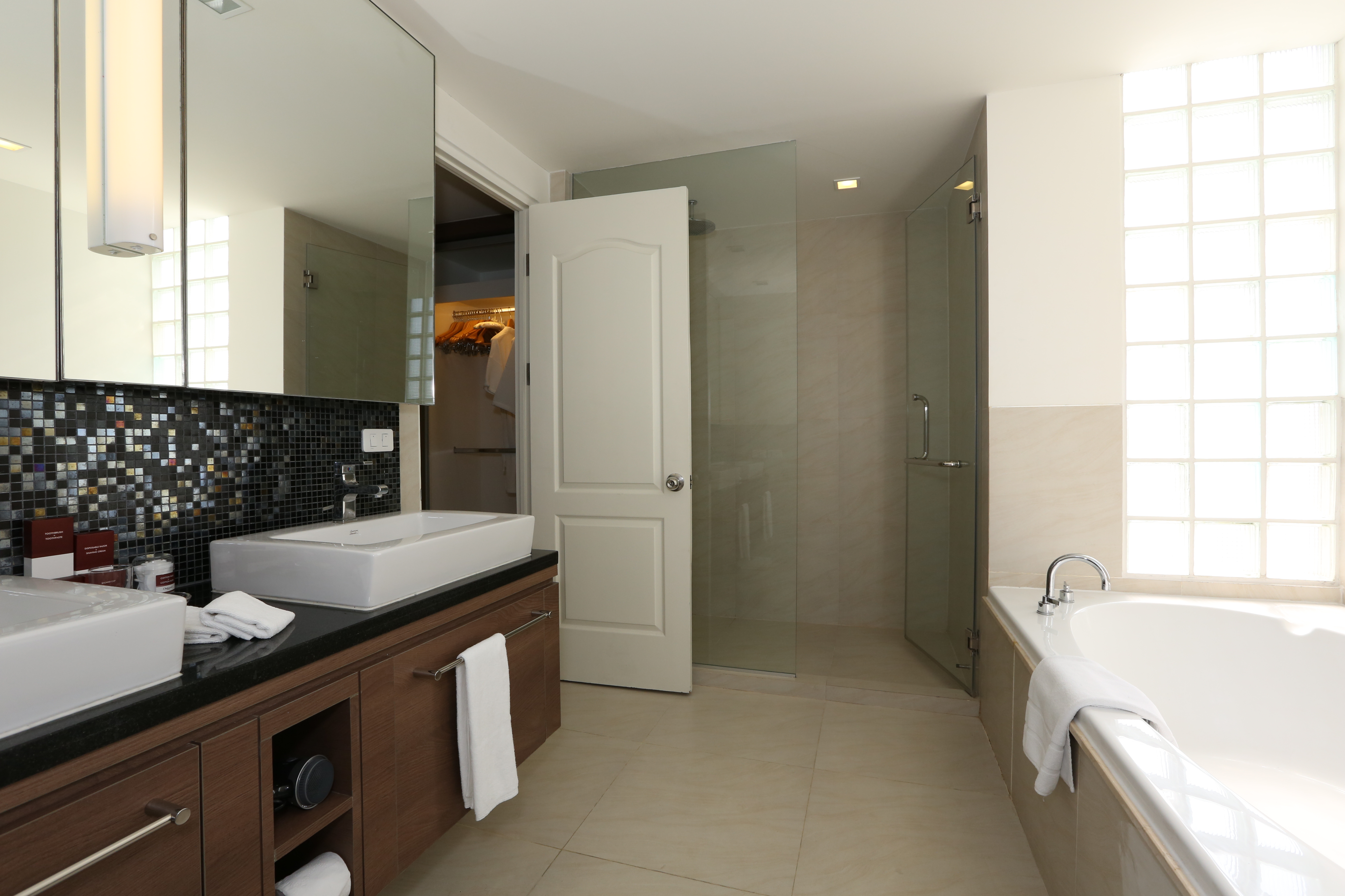 Bangna Pride Hotel & Residence