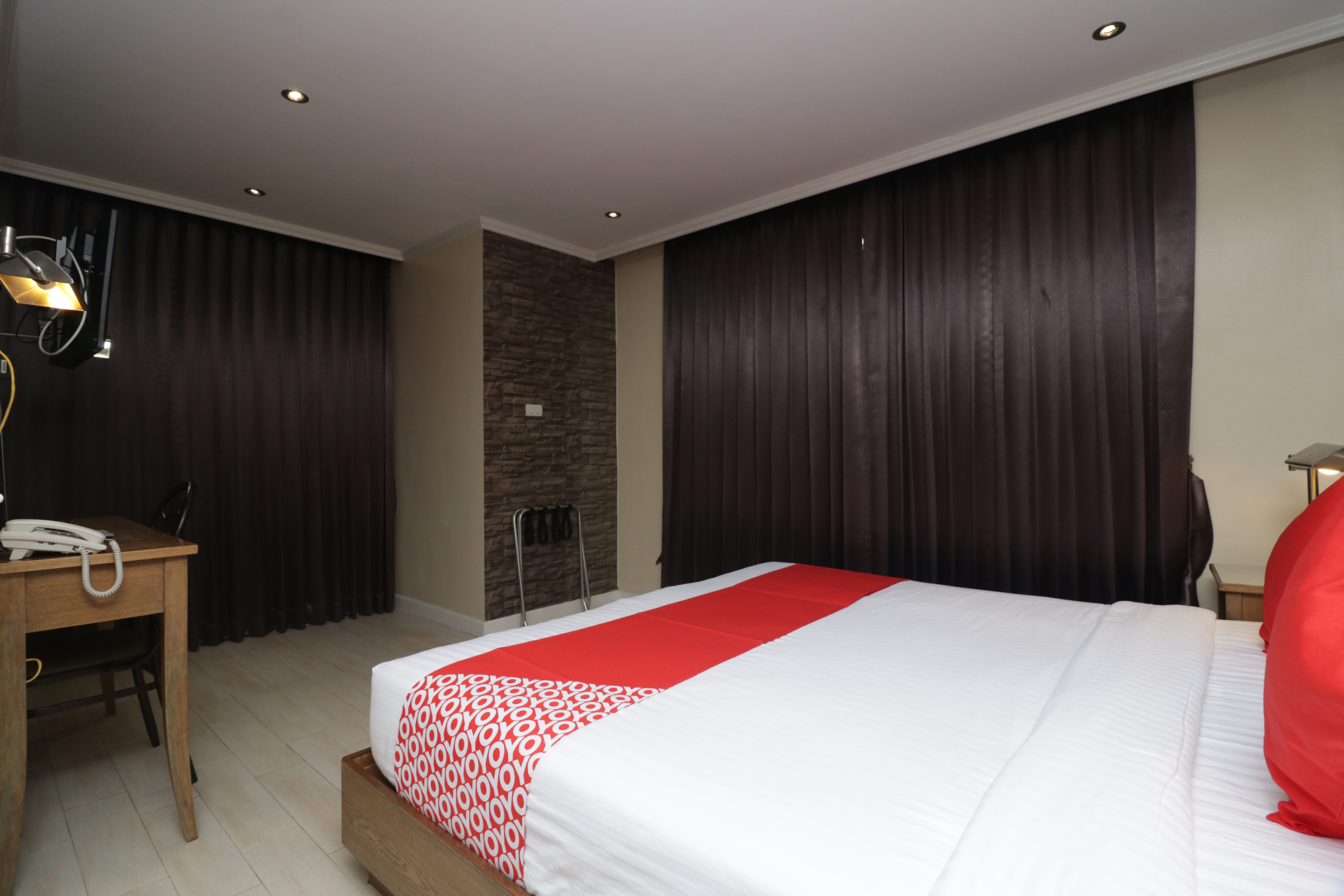 Bourbon Street Boutique Apartments by OYO