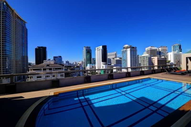 Radisson Hotel Chateau de Bangkok